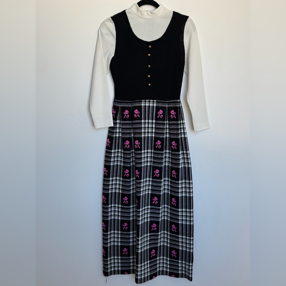 Vintage Black and White Plaid Dress with Pink Accents